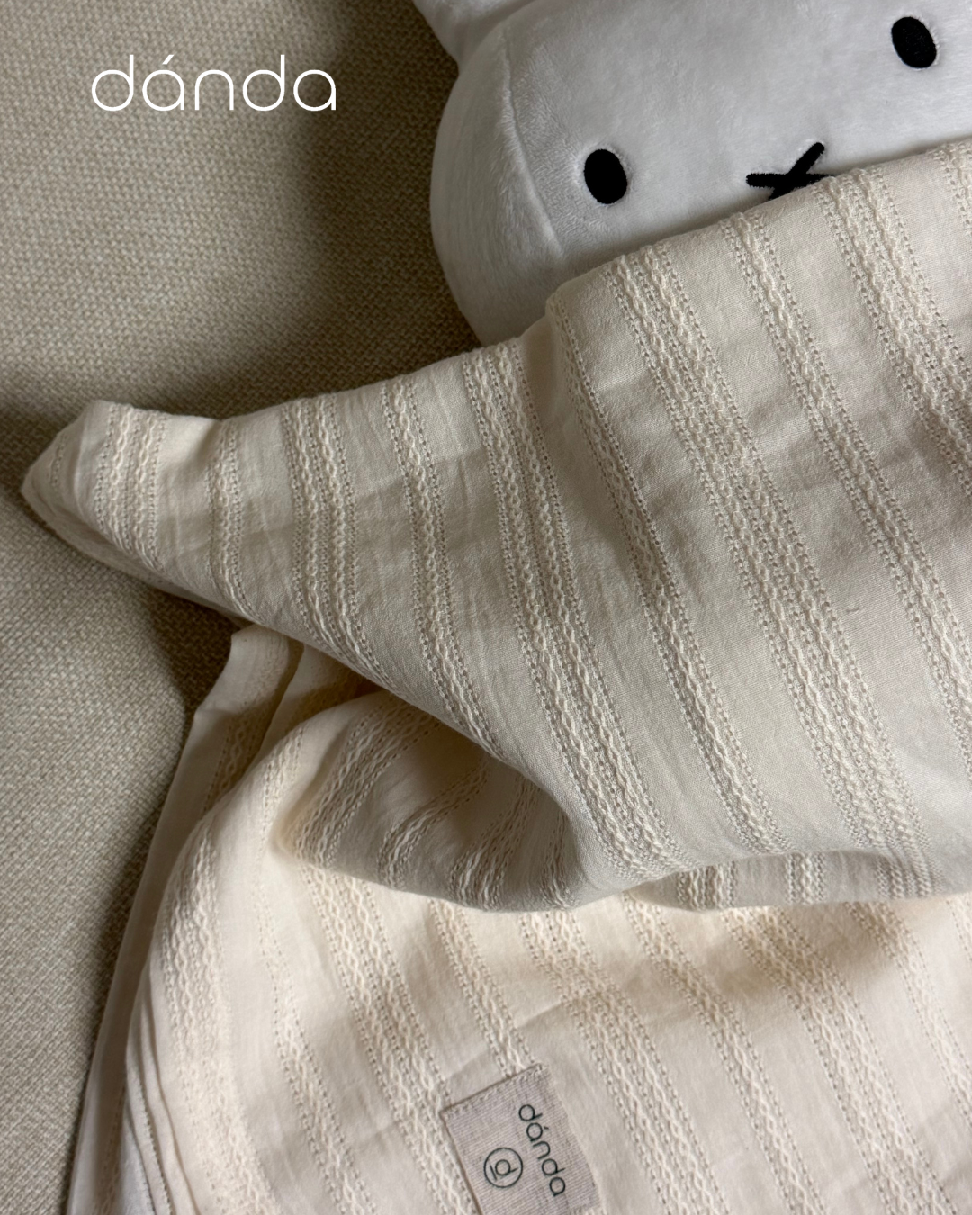 단다 트위스트 블랭킷 (danda twist blanket)