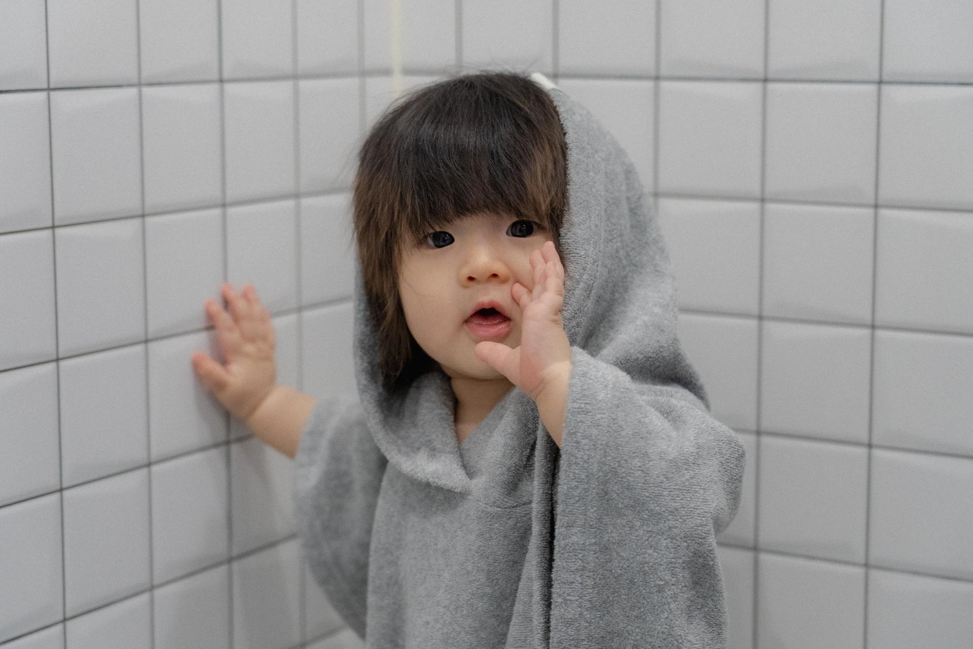 dánda cone poncho (단다 콘 판초)