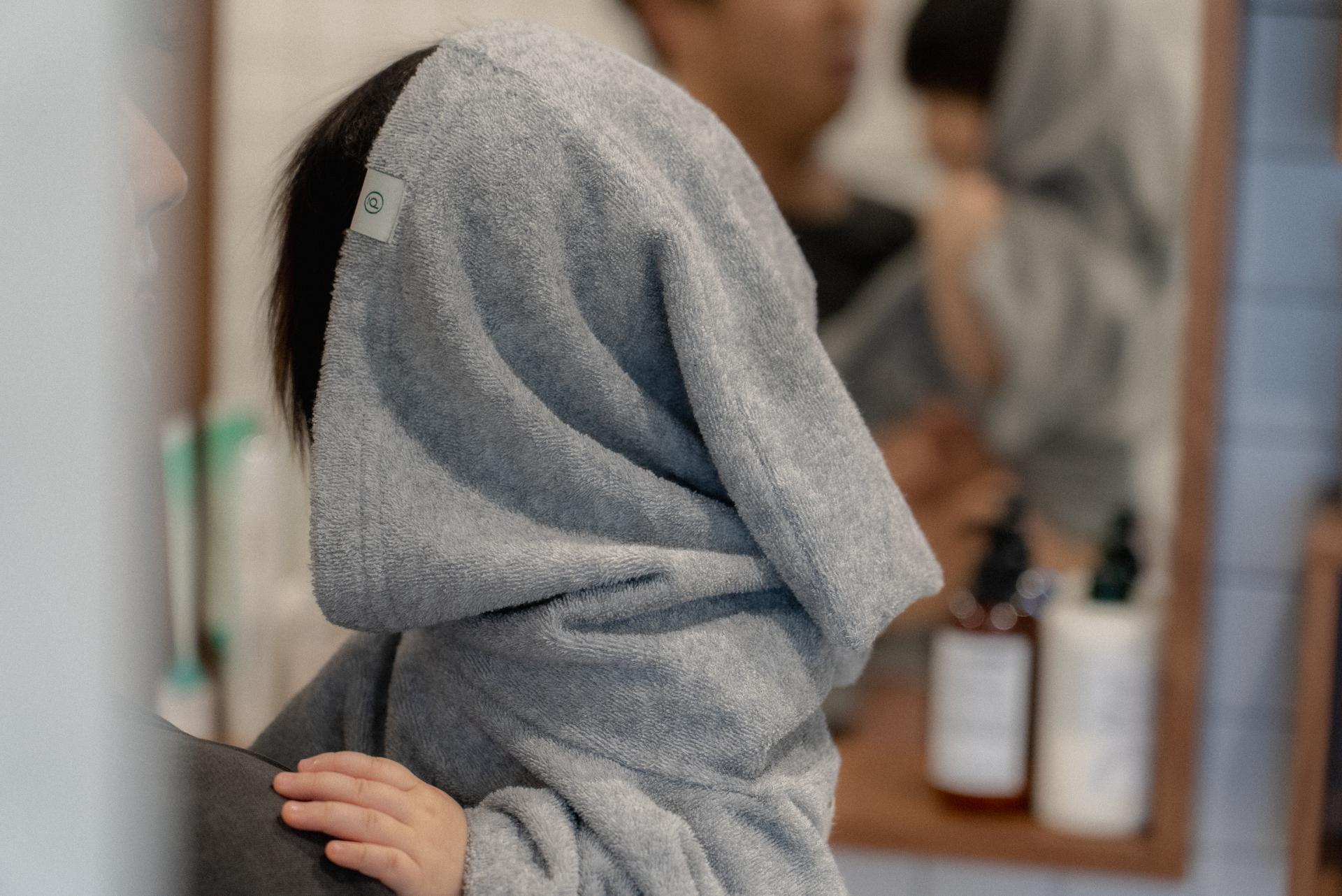 dánda cone poncho (단다 콘 판초)