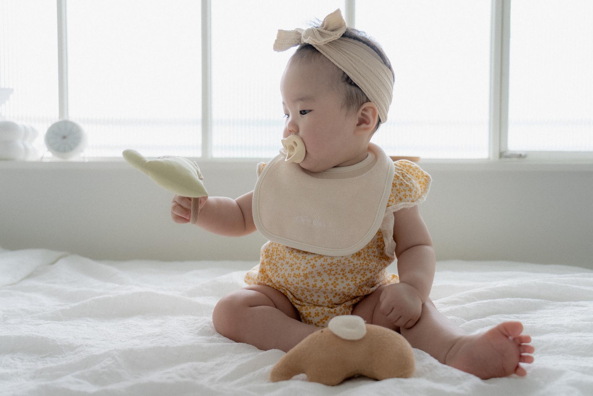 dánda terry bib (단다 테리빕) - cream