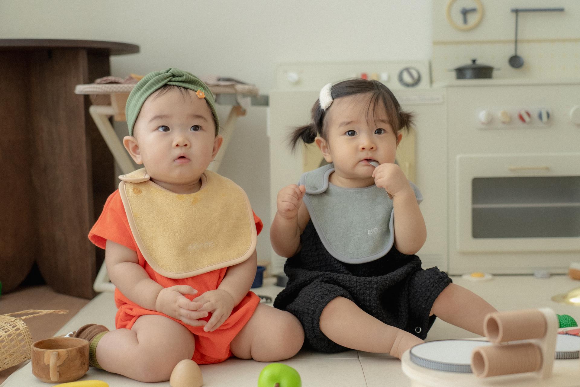 dánda terry bib (단다 테리빕) - deep yellow