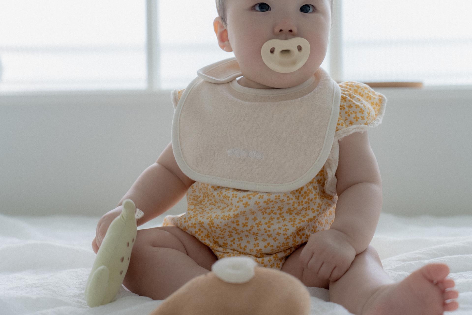 dánda terry bib (단다 테리빕) - cream