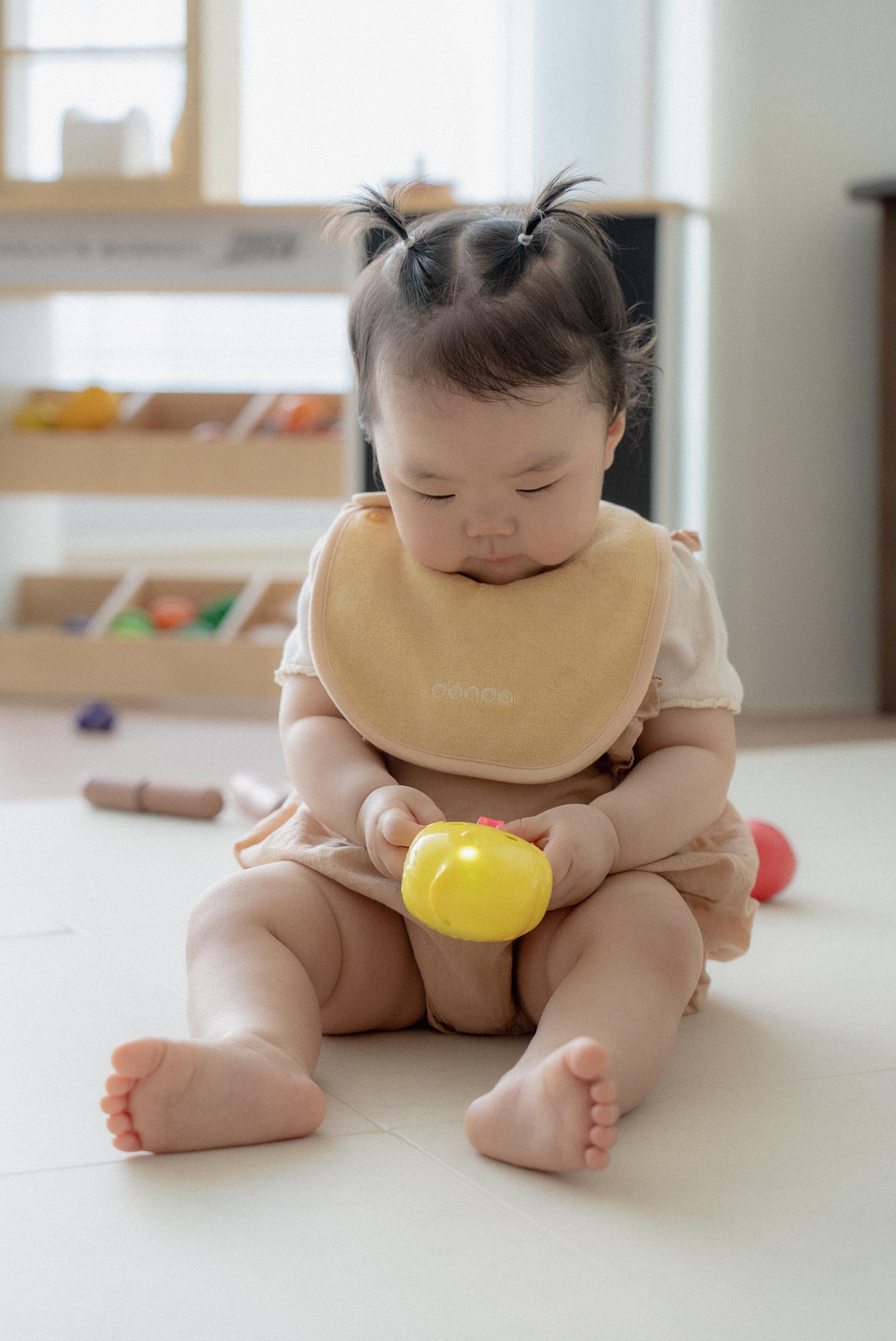 dánda terry bib (단다 테리빕) - deep yellow