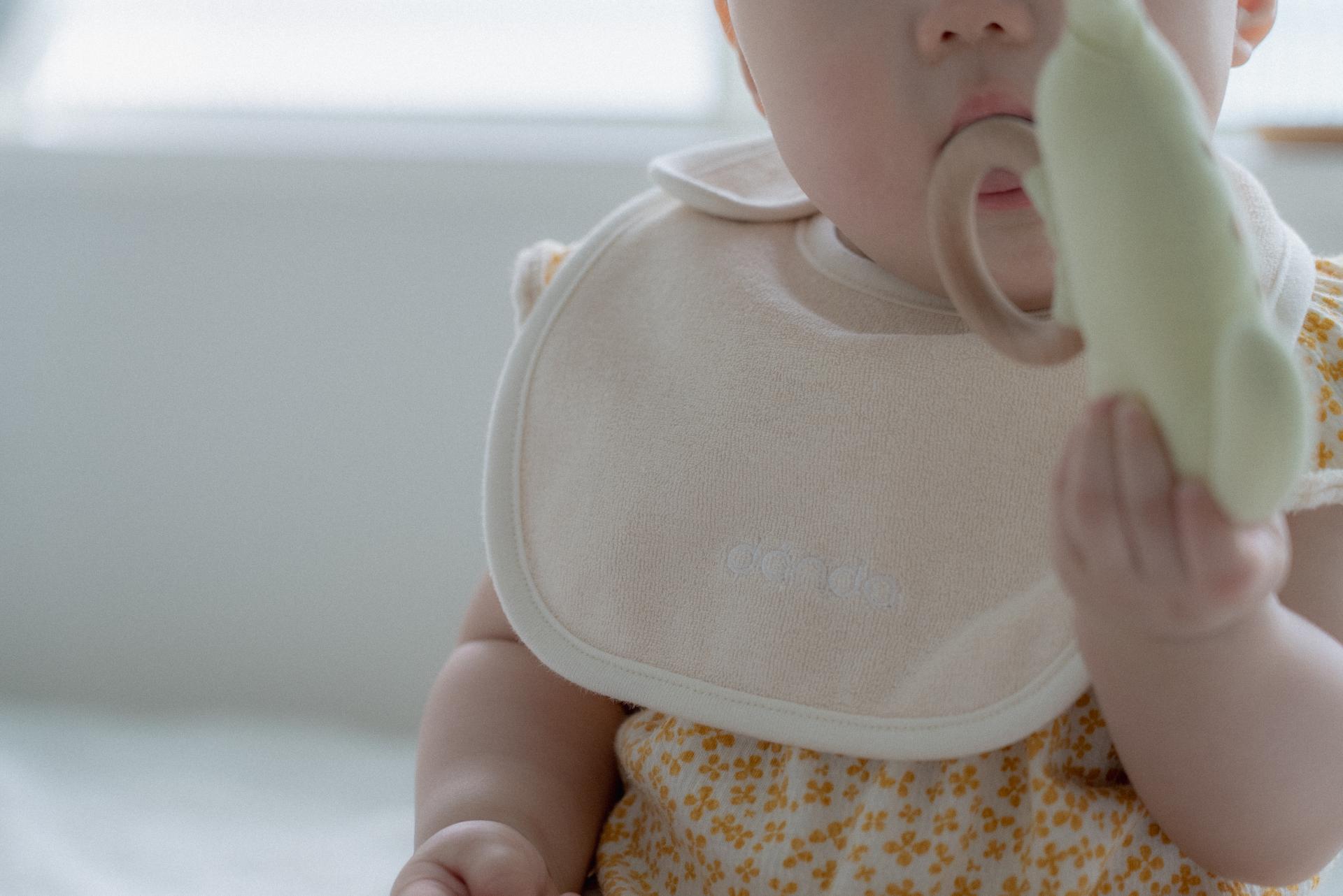 dánda terry bib (단다 테리빕) - cream